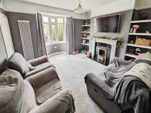 Living Room- click for photo gallery